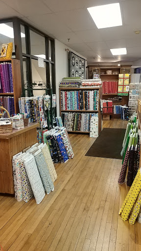 Quilt Shop «Yankee Pride Quilts», reviews and photos, 9 Main St, Essex Junction, VT 05452, USA