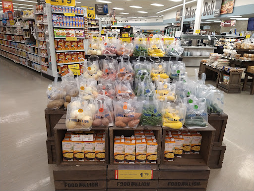 Grocery Store «Food Lion», reviews and photos, 5734 Churchland Blvd, Portsmouth, VA 23703, USA