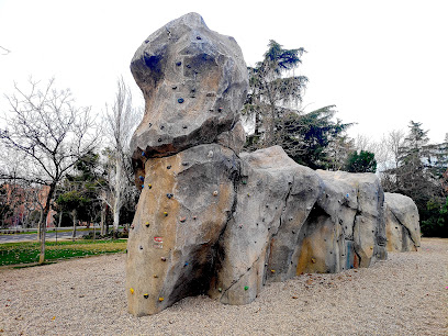Rocódromo San Blas, Parque El Paraíso - El Paraíso Park, Av. de Arcentales, 4, 28037 Madrid, Spain