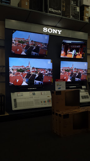 Electronics Store «Best Buy», reviews and photos, 2499 SW 27th Ave, Ocala, FL 34471, USA