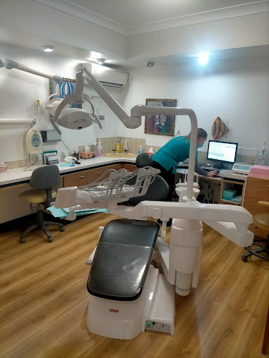 روثرفورد لطب الأسنان - Rutherford Dental