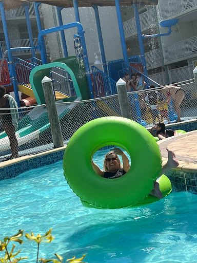 Water Park «Splash Harbour Water Park», reviews and photos, 399 2nd St, Indian Rocks Beach, FL 33785, USA