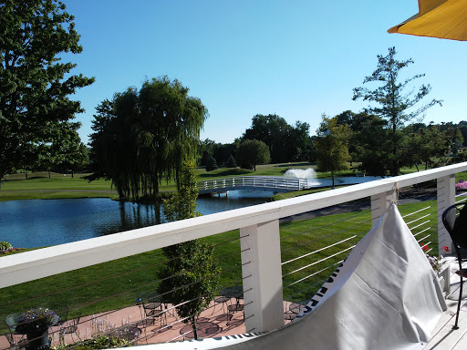 Golf Course «Tanglewood Golf Course», reviews and photos, 22805 Country Club Dr, South Lyon, MI 48178, USA