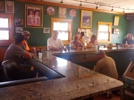 Bar «Orchard Inn Tavern», reviews and photos, 800 N 3rd St, Effingham, IL 62401, USA