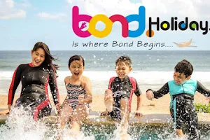 Bond Holidays image