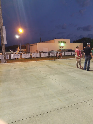 Car Racing Track «Hawkeye Downs», reviews and photos, 4400 6th St SW, Cedar Rapids, IA 52404, USA