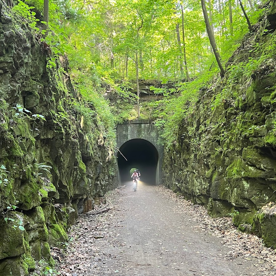 Tunnel Hill State Trail