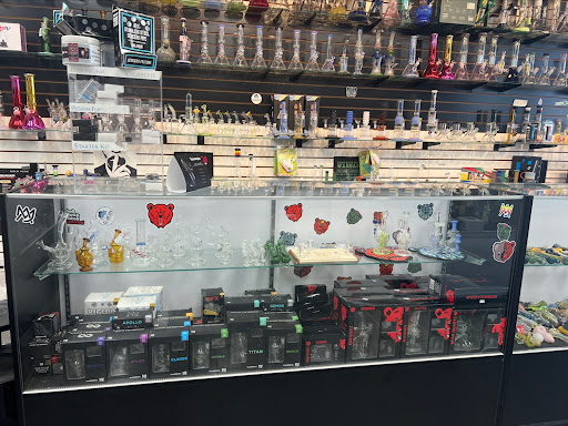 Cloud city smoke shop, 5362 Sunrise Blvd, Fair Oaks, CA 95628, USA, 