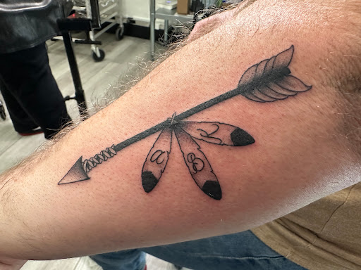 Explore arm shoulder tattoo ideas, creative tattoo ideas in Las Vegas, available at 70Duece Tattoos