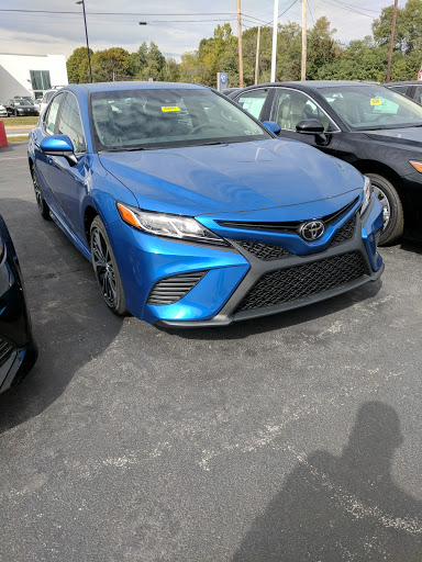 Toyota Dealer «Hanover Toyota», reviews and photos, 1830 Carlisle Pike, Hanover, PA 17331, USA