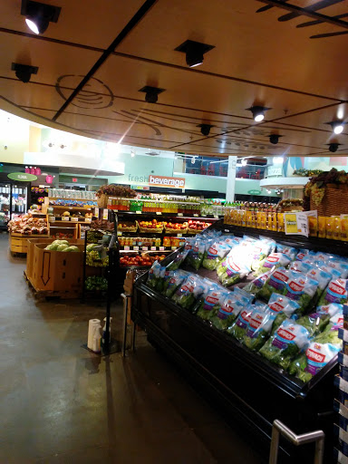 Grocery Store «The Fresh Grocer of Progress Plaza», reviews and photos, 1501 N Broad St, Philadelphia, PA 19122, USA