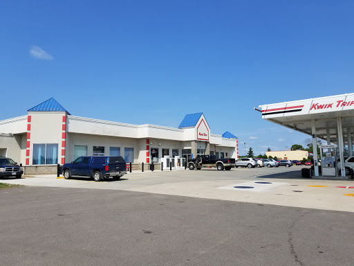 Convenience Store «Kwik Trip #621», reviews and photos, 102 Express Way, Bonduel, WI 54107, USA