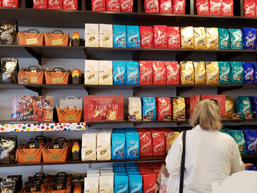 Chocolate Shop «Lindt Factory Outlet (Wrentham Village)», reviews and photos, 1 Outlet Blvd, Wrentham, MA 02093, USA