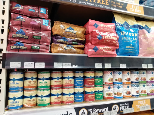 Pet Supply Store «Pet Supermarket», reviews and photos, 1800 W 68th St #140, Hialeah, FL 33014, USA