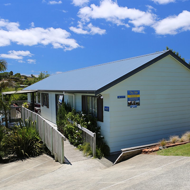 Warkworth Accommodation Sails Away