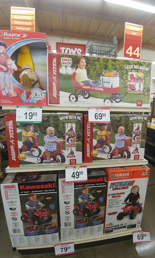 Department Store «Bi-Mart», reviews and photos, 1680 W 18th Ave, Eugene, OR 97402, USA