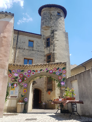 Bibliothèque à La Roche-de-Glun