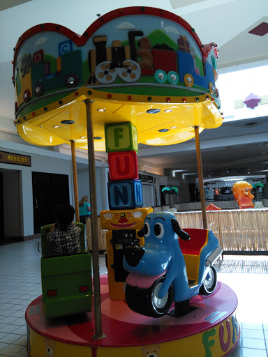 Clothing Store «Aéropostale», reviews and photos, 451 Eagle Ridge Mall Entrance, Lake Wales, FL 33859, USA