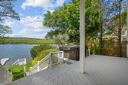 Daniels Vacation Properties