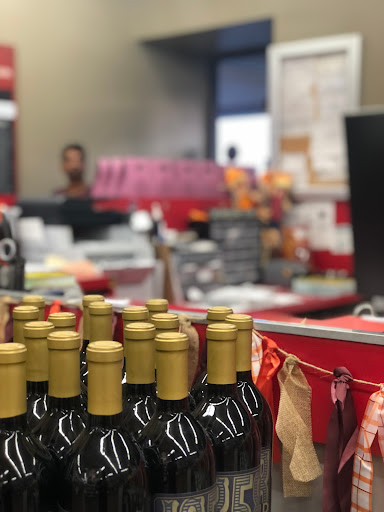 Wine Store «Total Wine & More», reviews and photos, 8103 Sudley Rd, Manassas, VA 20109, USA