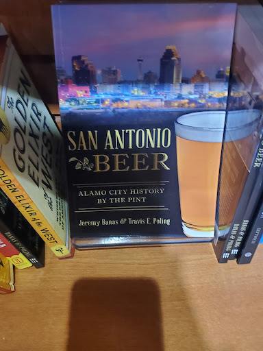 Book Store «The Twig Book Shop», reviews and photos, 306 Pearl Pkwy #106, San Antonio, TX 78215, USA