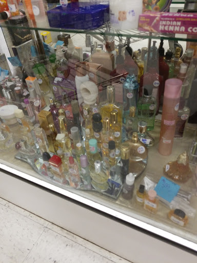 Thrift Store «Buy Rite Thrift Store», reviews and photos, 1800 Prescott Rd, Modesto, CA 95350, USA