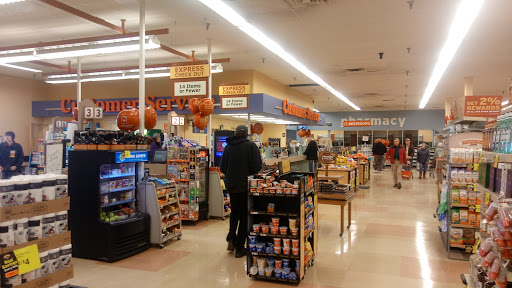 Grocery Store «Hannaford Supermarket», reviews and photos, 383 Wilson St, Brewer, ME 04412, USA