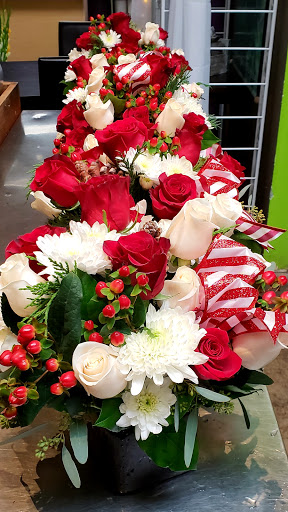 Florist «Louis Gardens Florist», reviews and photos, 1251 S Beach Blvd q, La Habra, CA 90631, USA