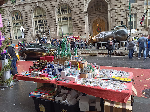 Sculpture «Charging Bull», reviews and photos, Broadway & Morris St, New York, NY 10004, USA