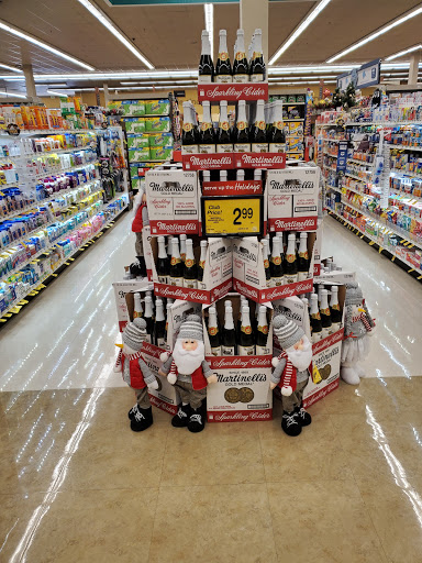 Grocery Store «Vons», reviews and photos, 3520 Riverside Plaza Dr, Riverside, CA 92506, USA