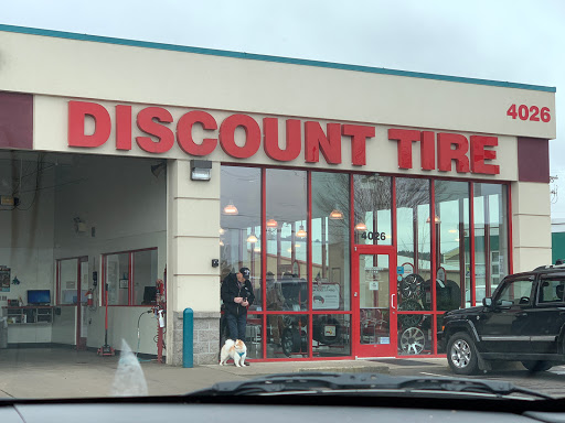 Discount Tire Store - Eugene, OR, 4026 W 11th Ave, Eugene, OR 97402, USA, 