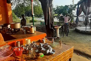 Singh Truch And Family Dhaba image
