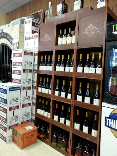 Wine Store «Foremost Liquors», reviews and photos, 275 Green Bay Rd, Wilmette, IL 60091, USA