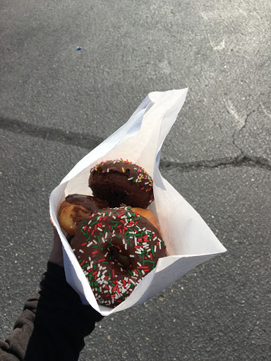 Donut Shop «K & M Donuts», reviews and photos, 1808 N Placentia Ave, Placentia, CA 92870, USA