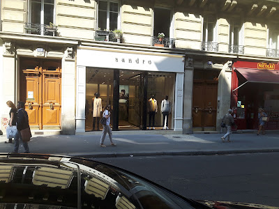 RUE DES ARCHIVES à Paris
