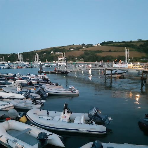 Whitestrand Boat Hire - Plymouth
