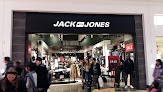 JACK & JONES