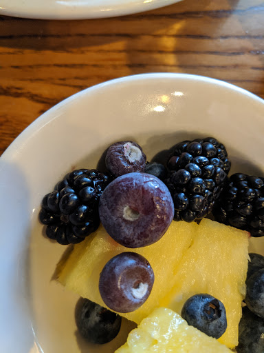 American Restaurant «Cracker Barrel Old Country Store», reviews and photos, 475 Rivers Edge Dr, Milford, OH 45150, USA