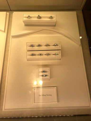 Jewelry Store «Tiffany & Co.», reviews and photos, 1000 Ross Park Mall Dr, Pittsburgh, PA 15237, USA