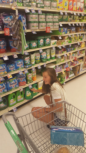 Grocery Store «Giant Food Stores», reviews and photos, 397 Baltimore Rd, Shippensburg, PA 17257, USA