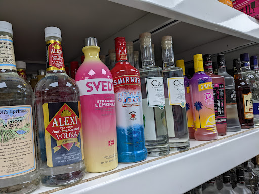 Liquor Store «Wine So Fine & Liquors», reviews and photos, 3275 Richmond Ave, Staten Island, NY 10312, USA