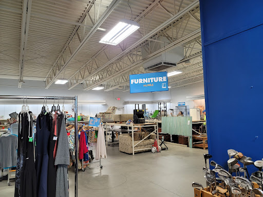 Thrift Store «Goodwill», reviews and photos