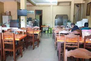 Warung Makan Ayam Bakar Purba Sari image