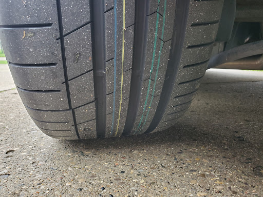 Tire Shop «Discount Tire Store - Macomb Township, MI», reviews and photos, 45105 Tilch Rd, Macomb, MI 48044, USA