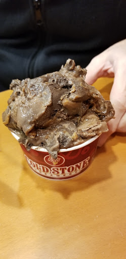 Ice Cream Shop «Cold Stone Creamery», reviews and photos, 2015 S Hurstbourne Pkwy, Louisville, KY 40220, USA