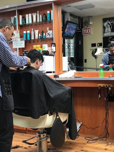 Barber Shop «Utopia Barber Shop», reviews and photos, 20-06 Utopia Pkwy, Whitestone, NY 11357, USA