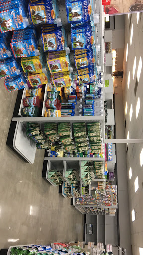 Pet Store «Carters Pet Mart», reviews and photos, 510 N Main St, Manteca, CA 95336, USA