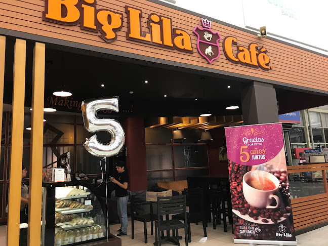 Big Lila Café