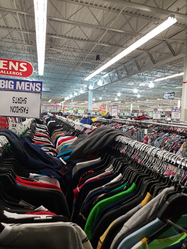 Clothing Store «Forman Mills», reviews and photos, 16855 Torrence Ave, Lansing, IL 60438, USA