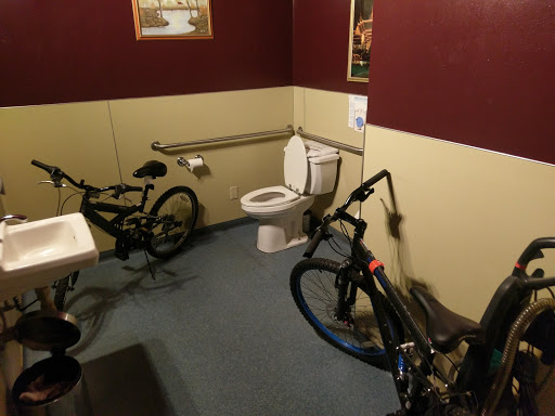 Shopping Mall «Evergreen Shopping Center», reviews and photos, 5015 Tacoma Mall Blvd, Tacoma, WA 98409, USA